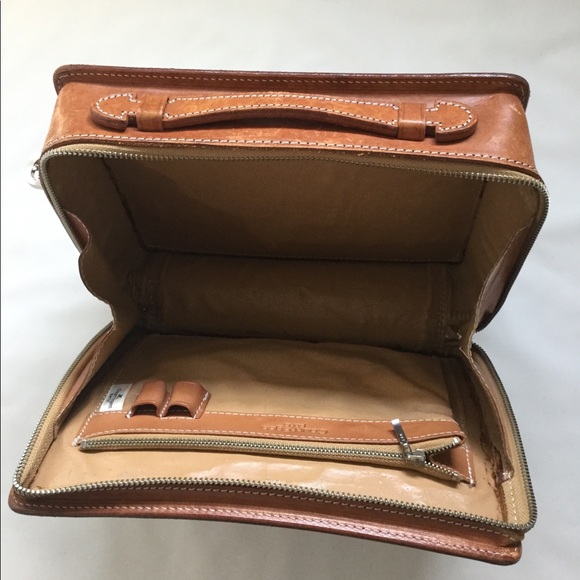 🎉H.PICK COURREGES PARIS France🇫🇷 Leather Purse - Picture 8 of 8